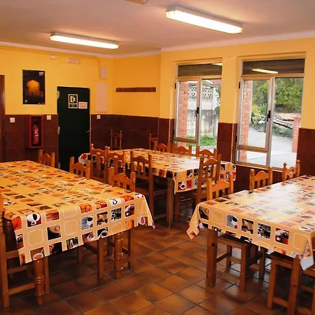 Hostel Hostel Albergue De Columbiello Pola de Lena